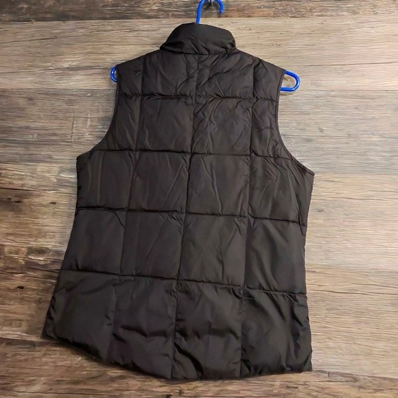 Lands' End Women's Black Quilted Vest - Picture 3 of 7